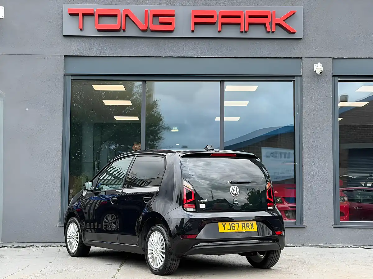 Used 2017 Volkswagen Up! High Up! Black - Interior and Exterior details 4