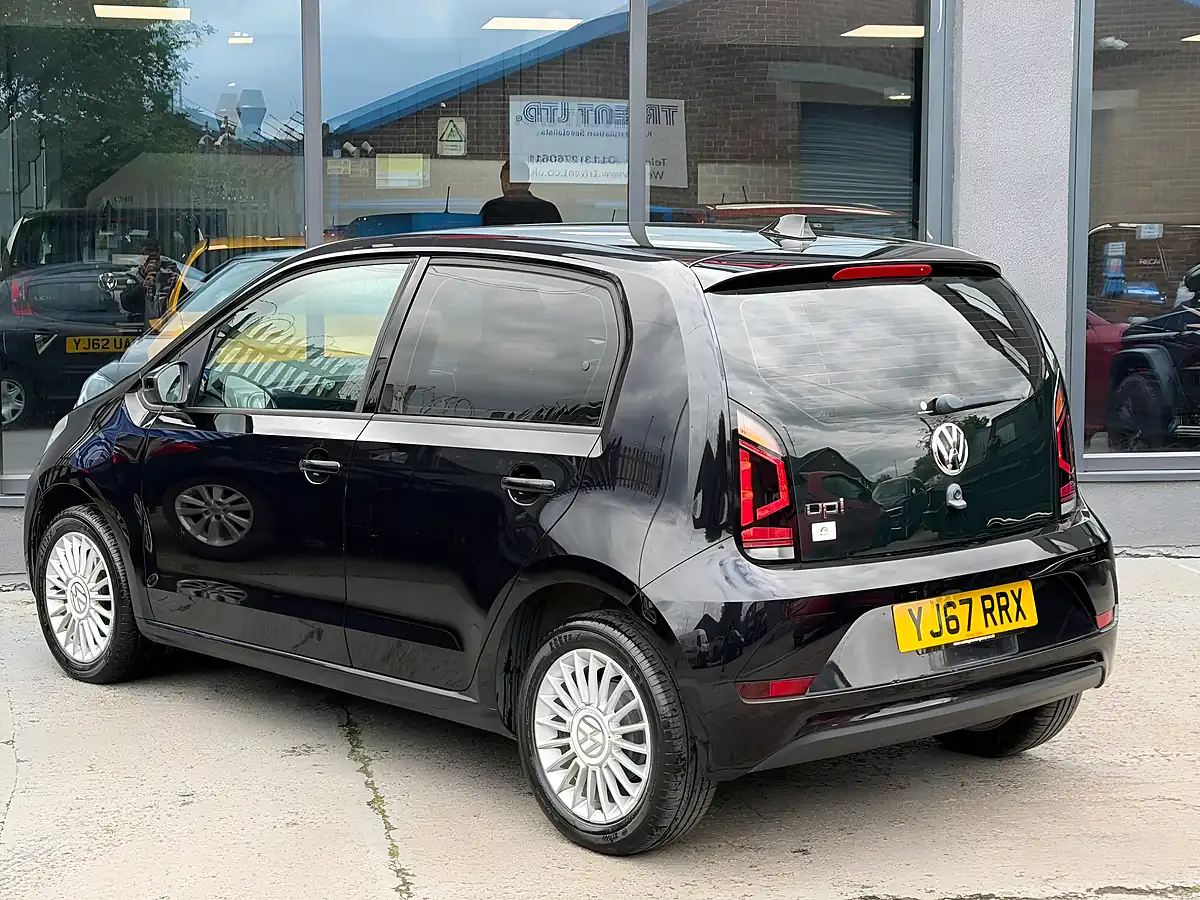 Used 2017 Volkswagen Up! High Up! Black - Interior and Exterior details 5
