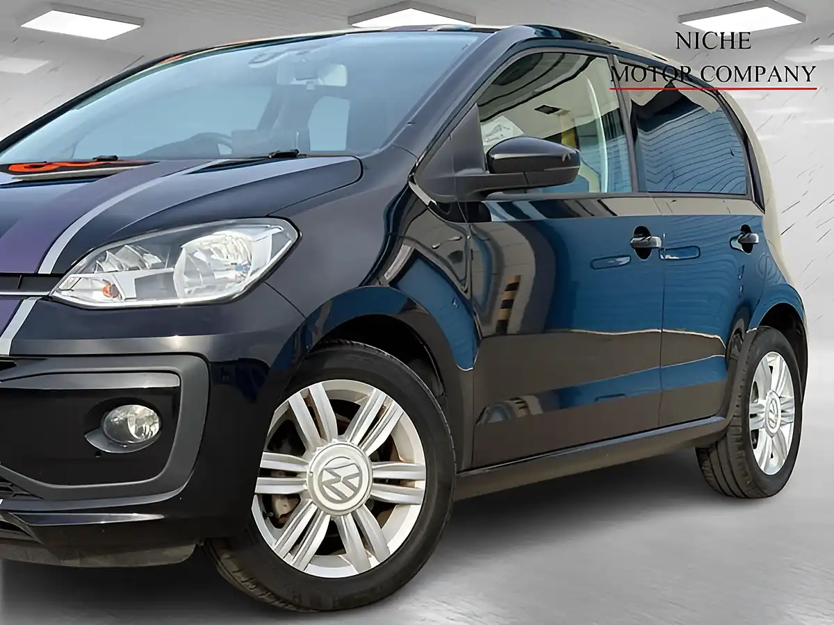 Used 2017 Volkswagen Up! High Up! Black - Interior and Exterior details 9