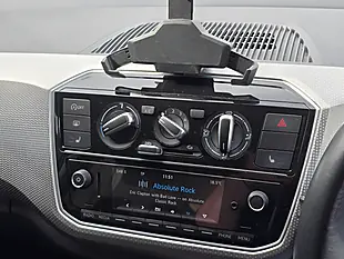 Used 2017 Volkswagen Up! High Up! Blue - Interior and Exterior details 10