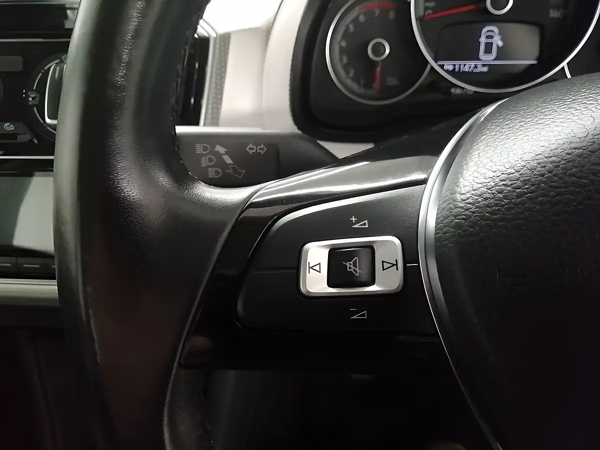 Used 2017 Volkswagen Up! High Up! Red - Interior and Exterior details 12