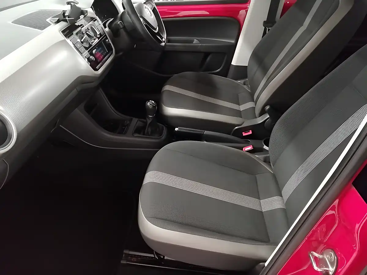 Used 2017 Volkswagen Up! High Up! Red - Interior and Exterior details 8