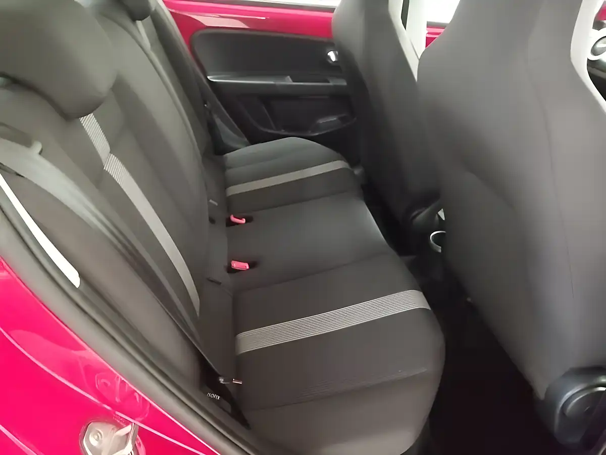 Used 2017 Volkswagen Up! High Up! Red - Interior and Exterior details 9