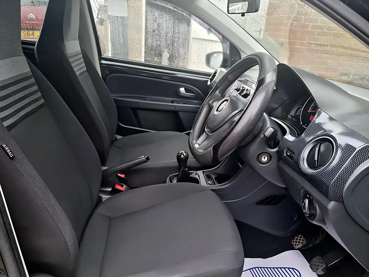 Used 2017 Volkswagen Up Move Black - Interior and Exterior details 10