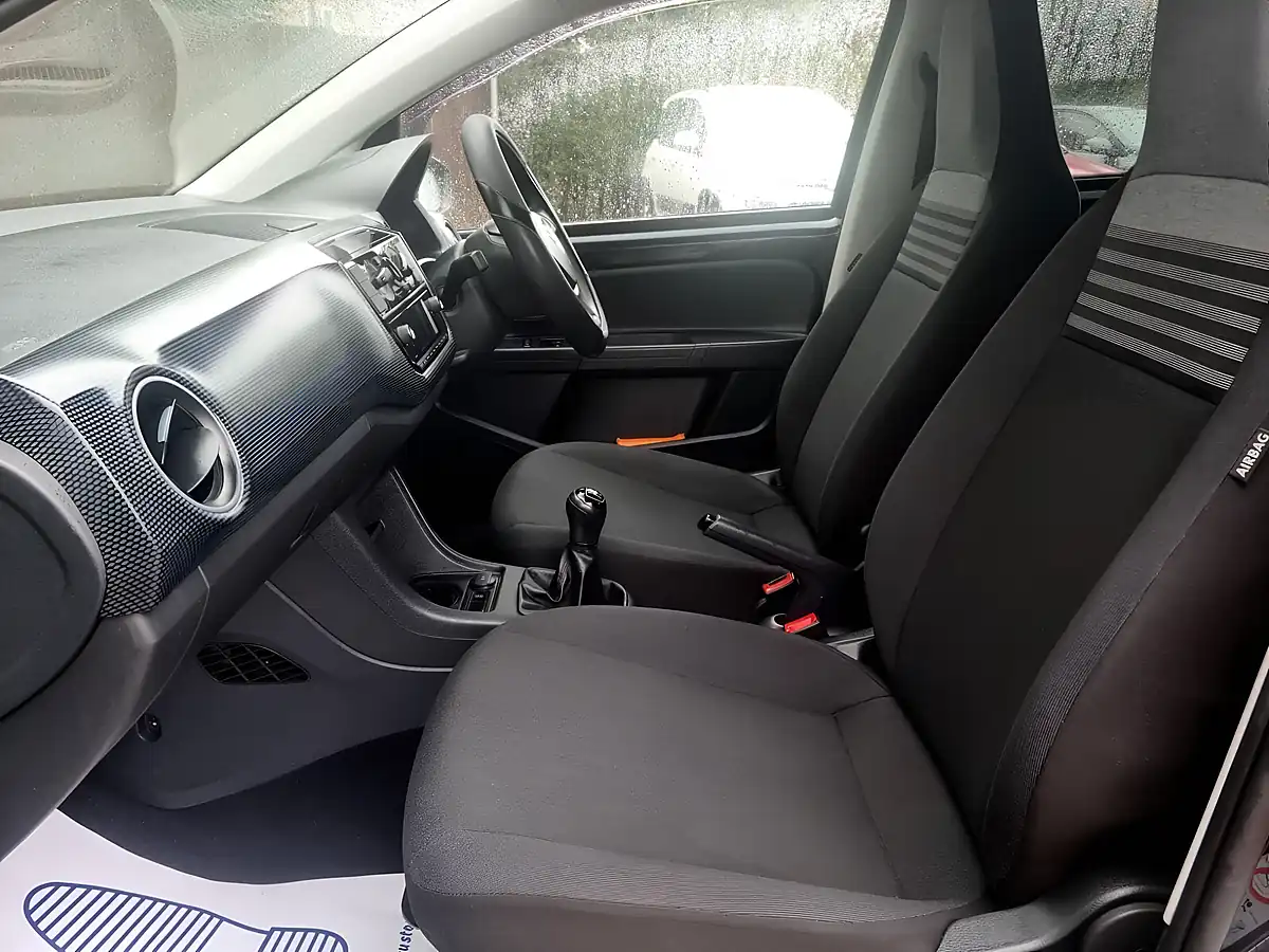 Used 2017 Volkswagen Up Move Black - Interior and Exterior details 16