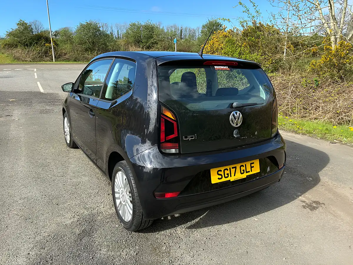 Used 2017 Volkswagen Up! Move Up! Black - Interior and Exterior details 6
