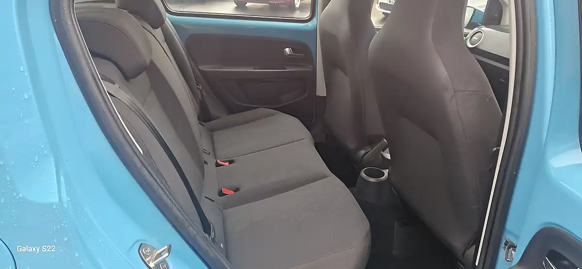 Used 2017 Volkswagen Up! Move Up! Blue - Interior and Exterior details 13
