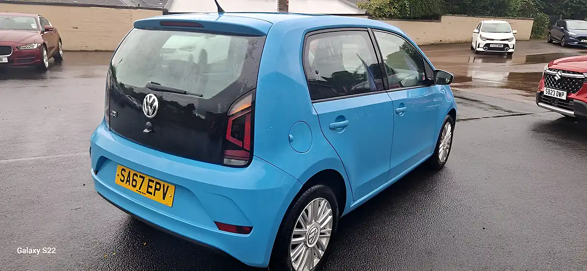 Used 2017 Volkswagen Up! Move Up! Blue - Interior and Exterior details 6