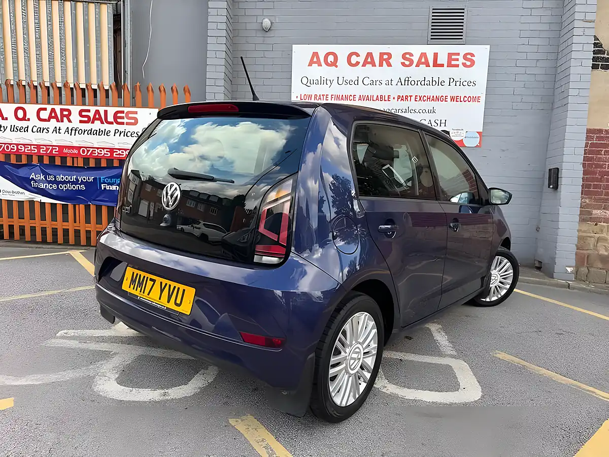 Used 2017 Volkswagen Up! Move Up Blue - Interior and Exterior details 7