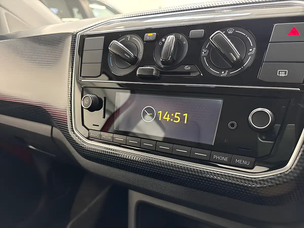 Used 2017 Volkswagen Up! Move Up! Red - Interior and Exterior details 15