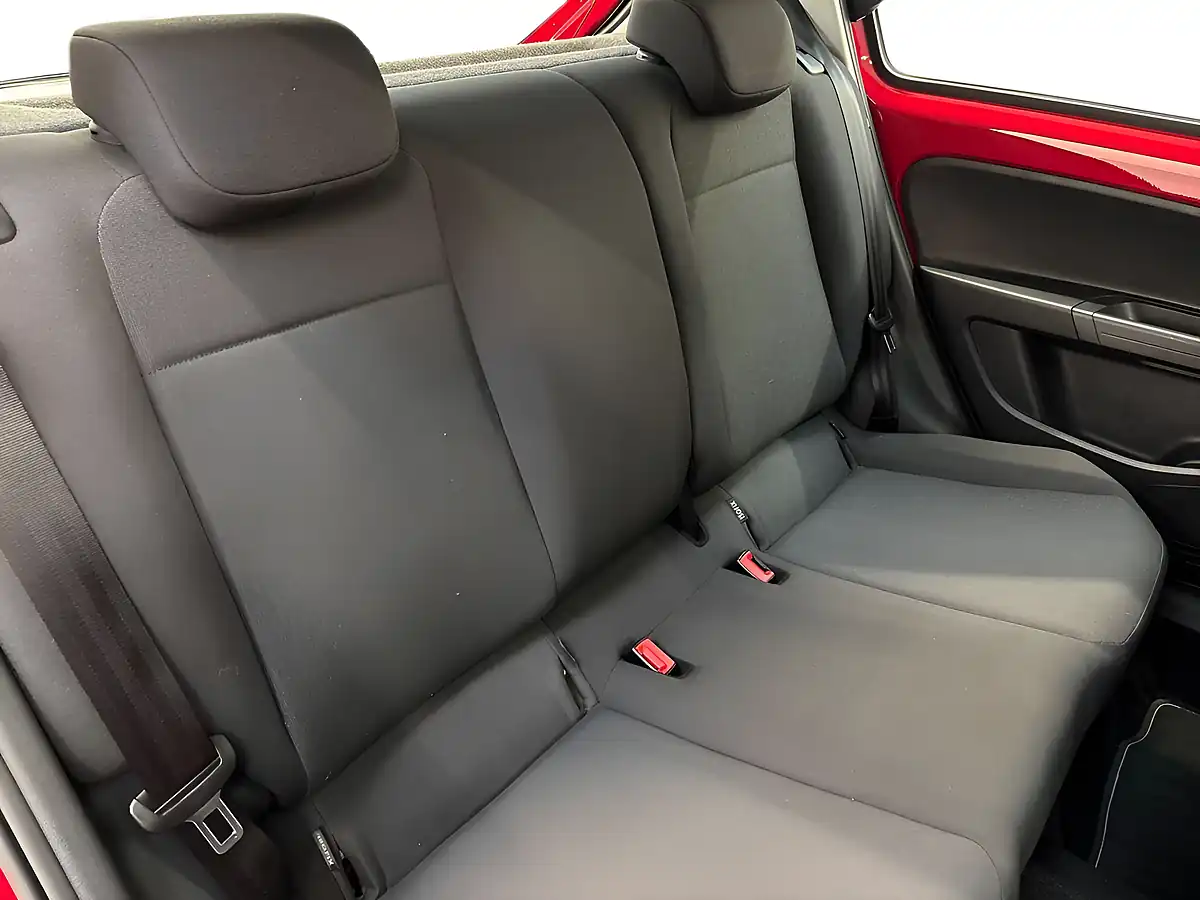 Used 2017 Volkswagen Up! Move Up! Red - Interior and Exterior details 20