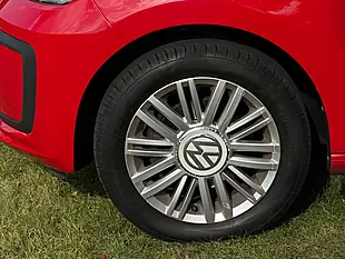 Used 2017 Volkswagen Up! Move Up! Red - Interior and Exterior details 10