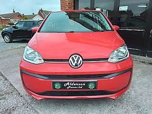 Used 2017 Volkswagen Up! Move Up! Red - Interior and Exterior details 11