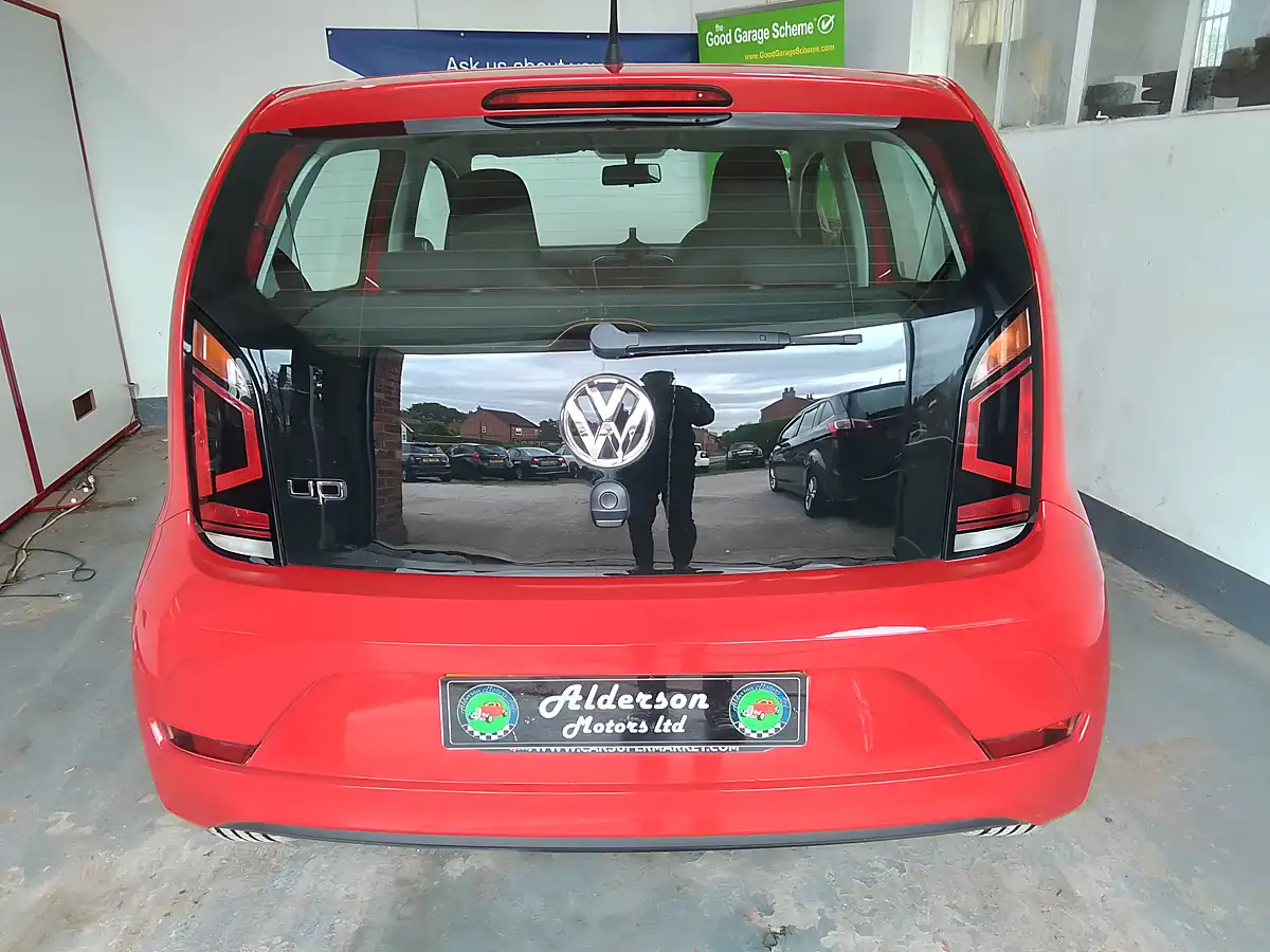 Used 2017 Volkswagen Up! Move Up! Red - Interior and Exterior details 6