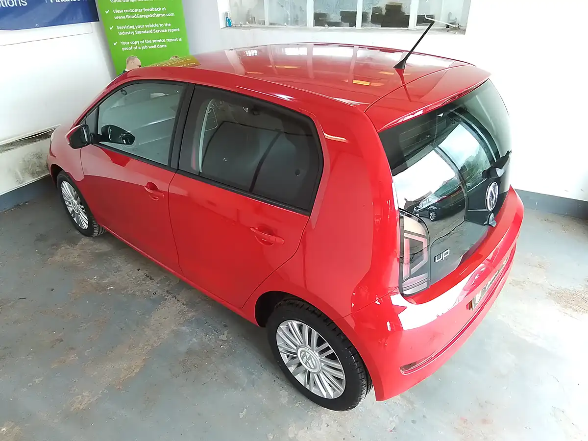 Used 2017 Volkswagen Up! Move Up! Red - Interior and Exterior details 9
