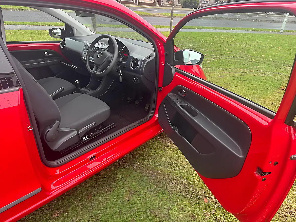 Used 2017 Volkswagen Up! Move Up! Red - Interior and Exterior details 6