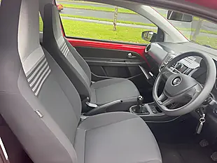 Used 2017 Volkswagen Up! Move Up! Red - Interior and Exterior details 7