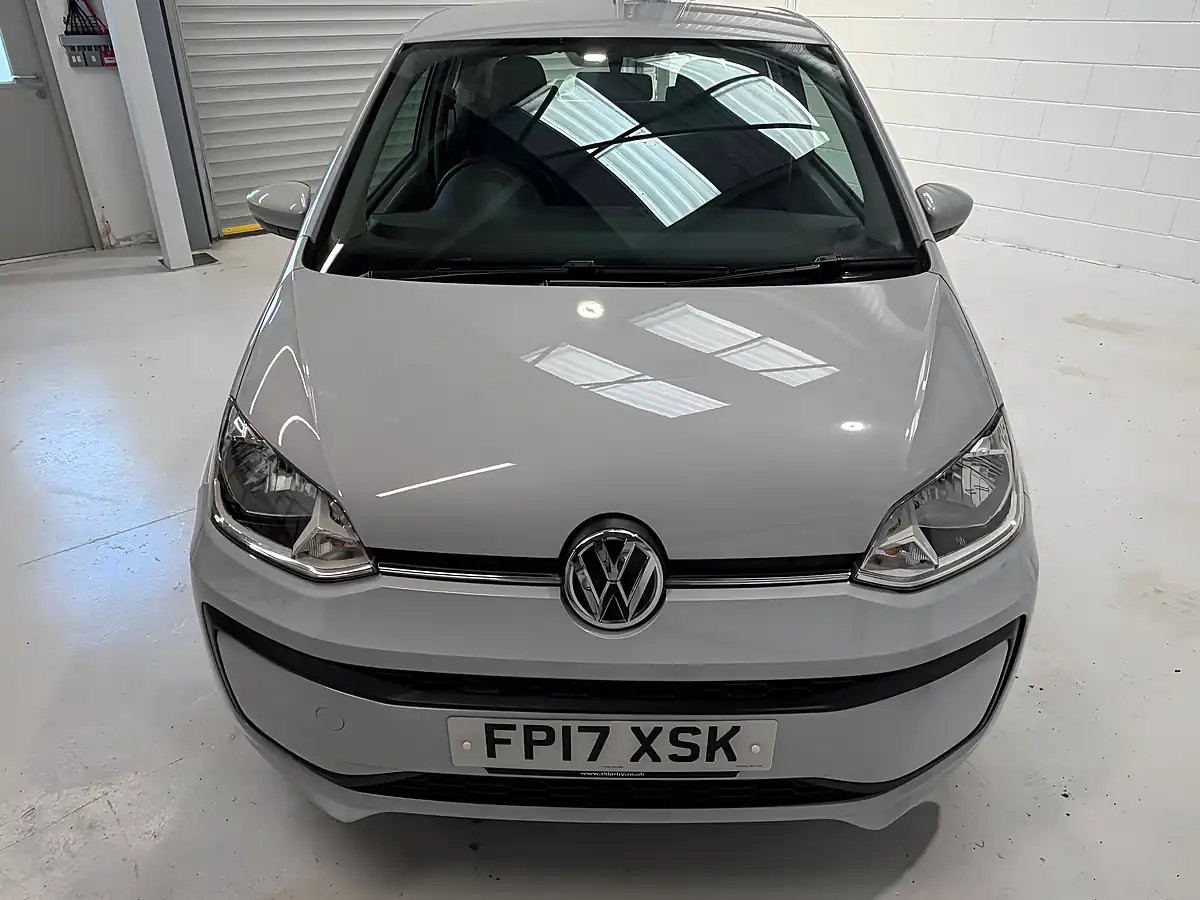 Used 2017 Volkswagen Up! Move Up! Silver - Interior and Exterior details 3