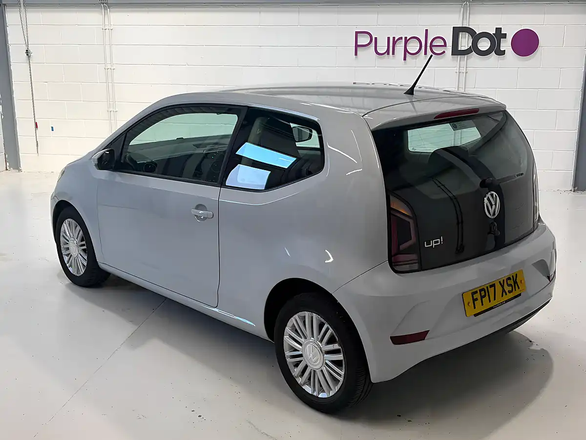 Used 2017 Volkswagen Up! Move Up! Silver - Interior and Exterior details 7