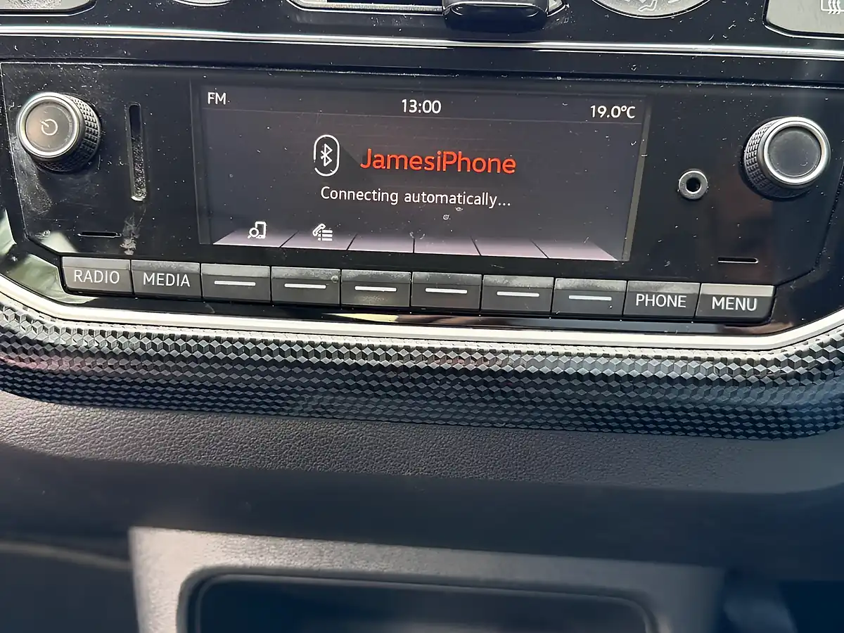 Used 2017 Volkswagen Up! Move Up! Silver - Interior and Exterior details 11