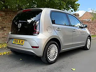 Used 2017 Volkswagen Up! Move Up! Silver - Interior and Exterior details 4