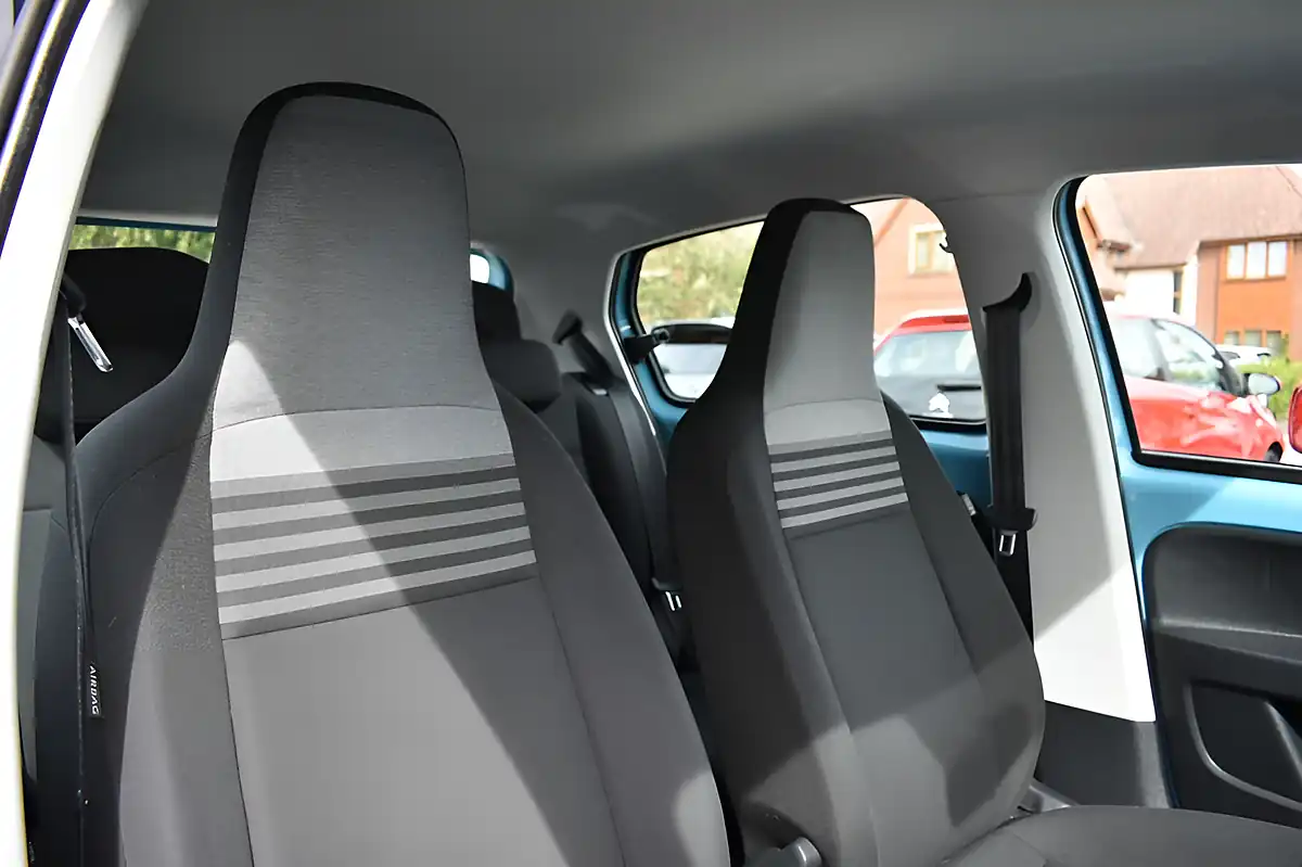 Used 2017 Volkswagen Up! Move Up! Teal Blue - Interior and Exterior details 11