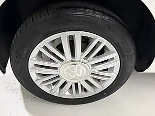 Used 2017 Volkswagen Up! Move Up! White - Interior and Exterior details 14