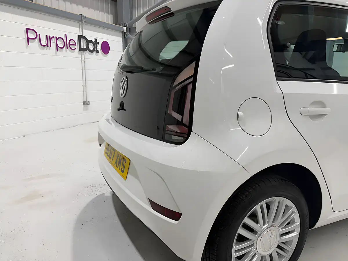 Used 2017 Volkswagen Up! Move Up! White - Interior and Exterior details 3