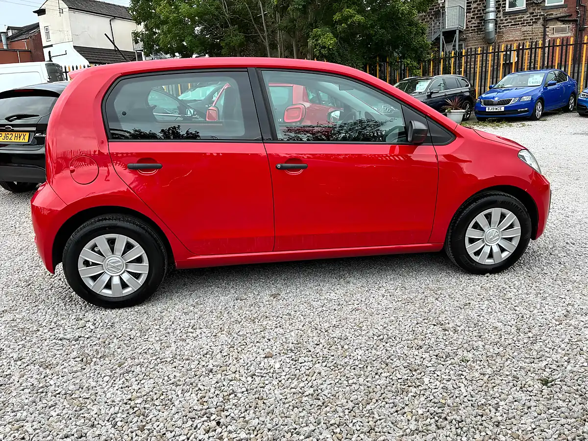 Used 2017 Volkswagen Up! Take Up! Red - Interior and Exterior details 2