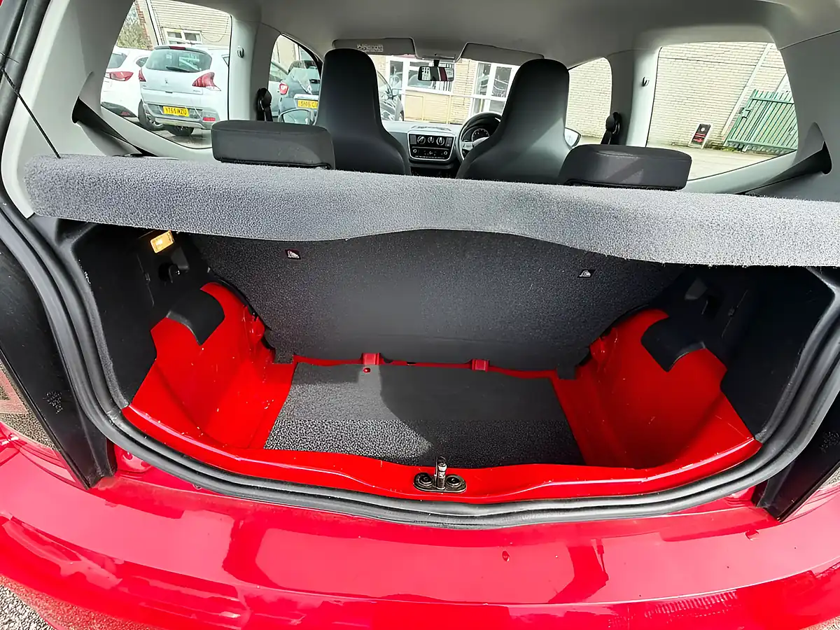 Used 2017 Volkswagen Up Take Up! Red - Interior and Exterior details 10