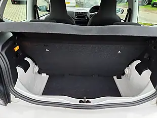 Used 2017 Volkswagen Up! Take Up! White - Interior and Exterior details 19