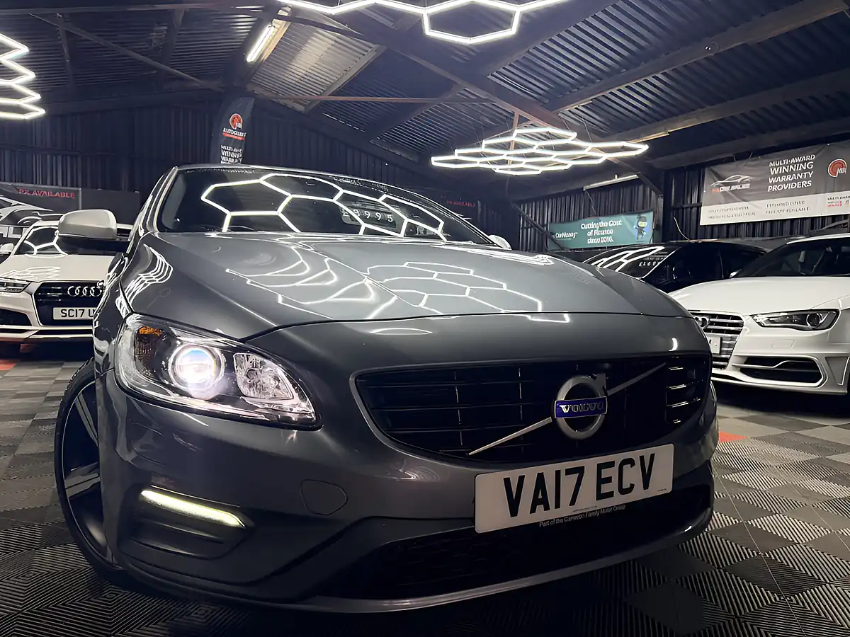 Used 2017 Volvo S60 R-Design Lux Nav Grey - Front View