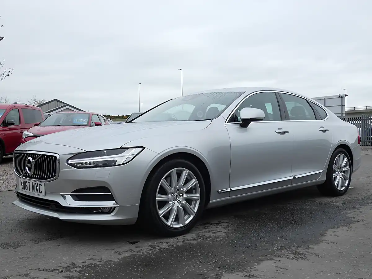 Used 2017 Volvo S90 Inscription Bright Silver - Interior and Exterior details 3