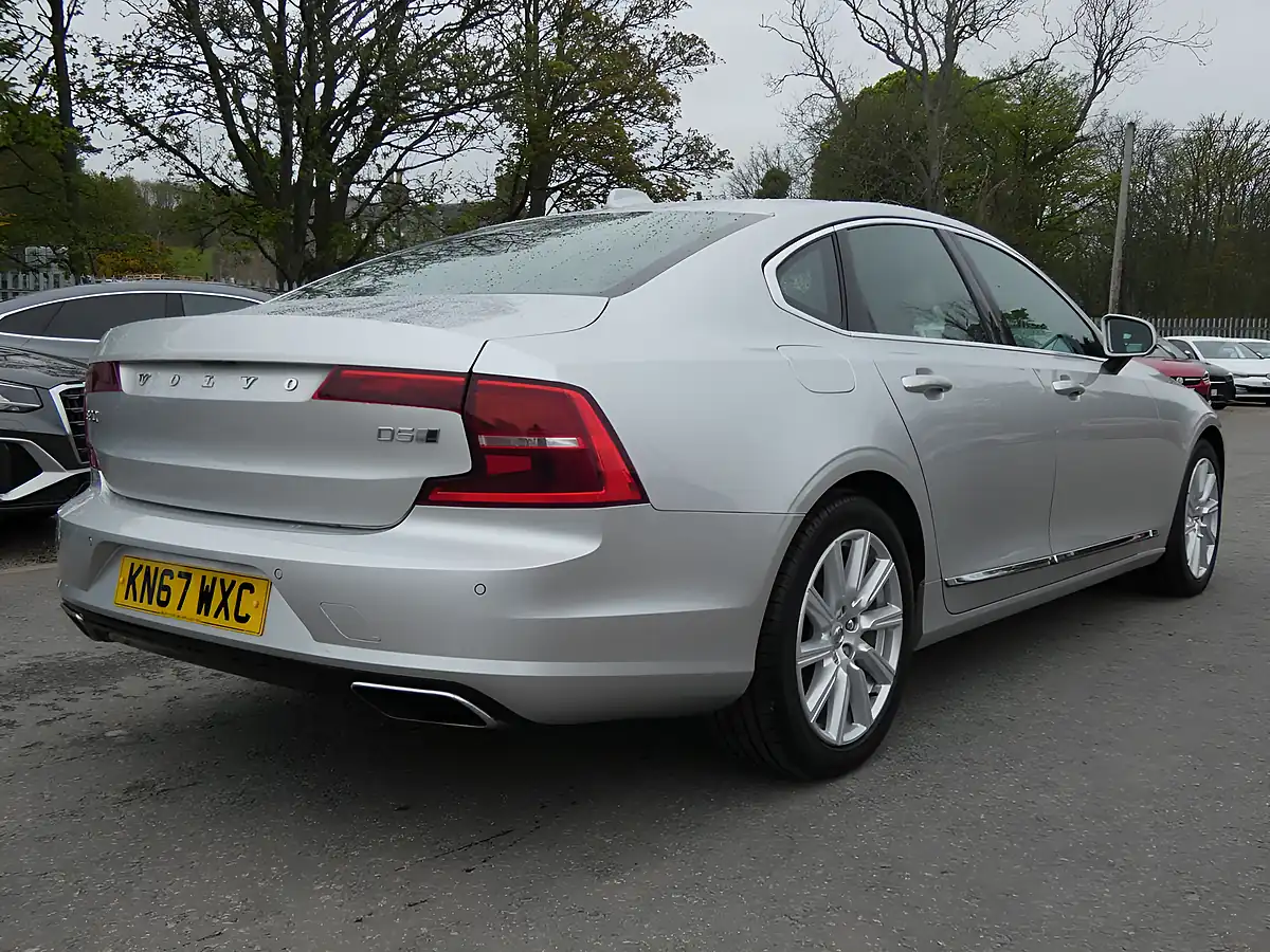 Used 2017 Volvo S90 Inscription Bright Silver - Interior and Exterior details 5