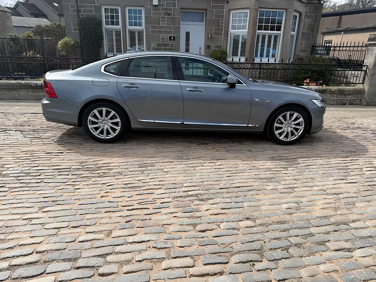 Used 2017 Volvo S90 Inscription Osmium Grey - Interior and Exterior details 17