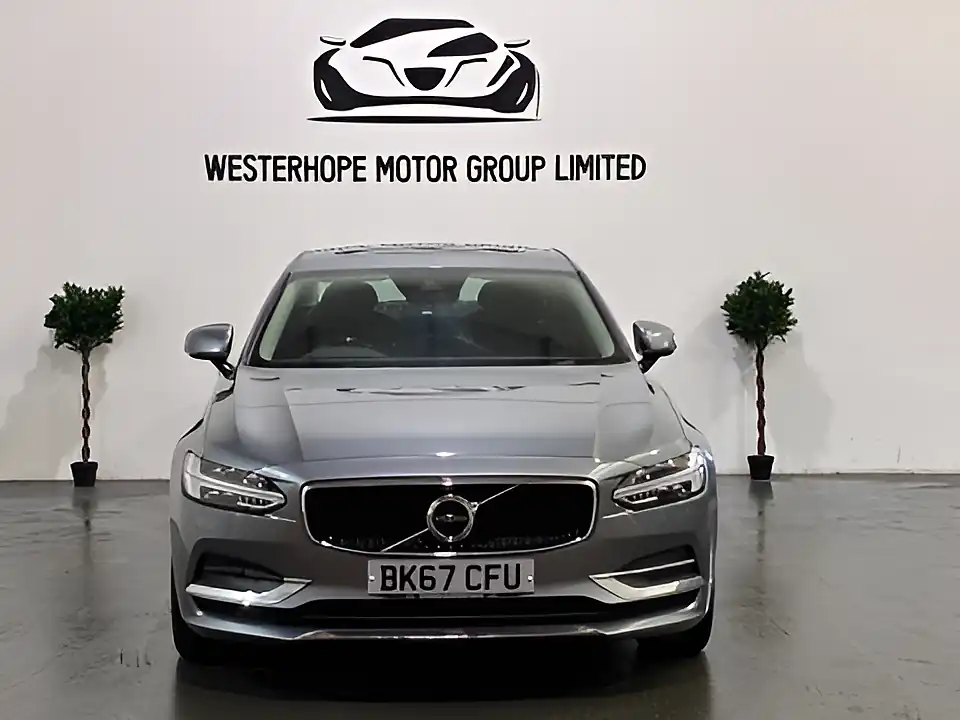 Used 2017 Volvo S90 Momentum Grey - Interior and Exterior details 10