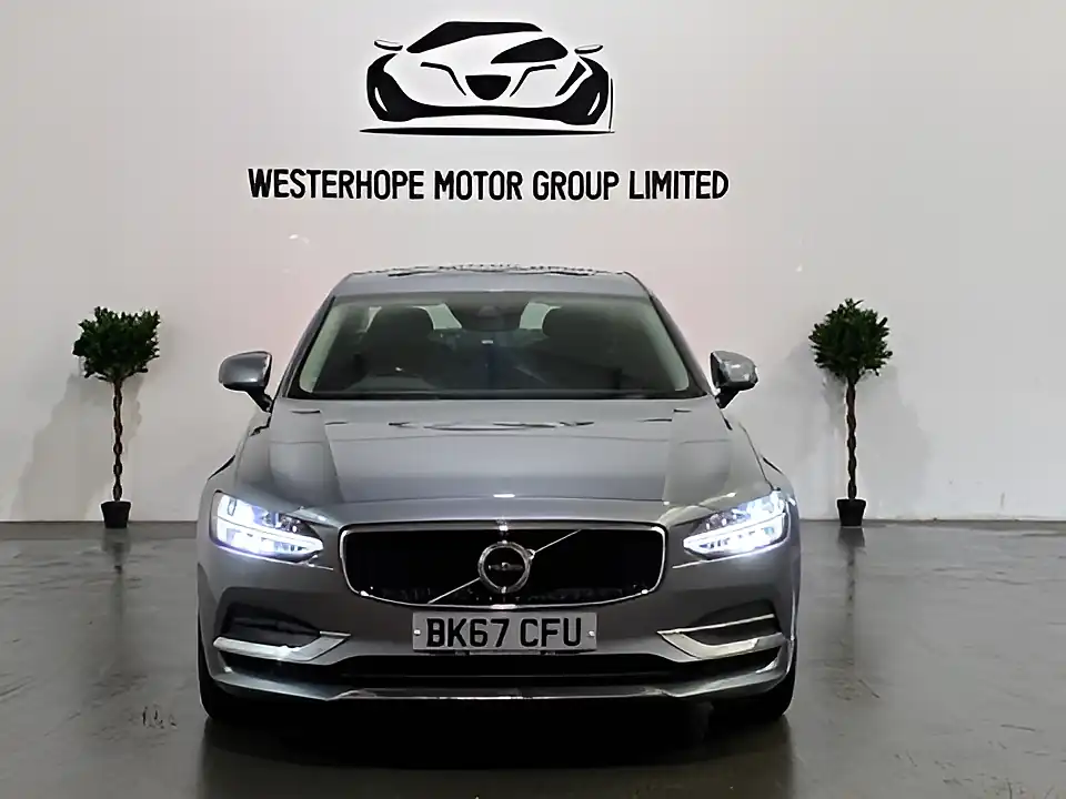 Used 2017 Volvo S90 Momentum Grey - Interior and Exterior details 11