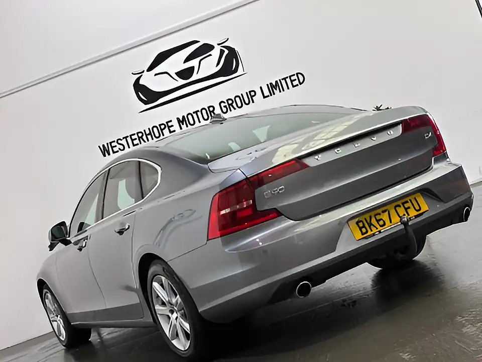 Used 2017 Volvo S90 Momentum Grey - Interior and Exterior details 17