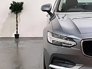 Used 2017 Volvo S90 Momentum Grey - Interior and Exterior details 8
