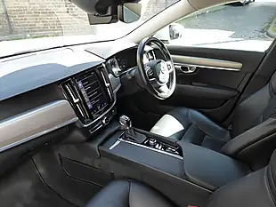 Used 2017 Volvo S90 Momentum Silver - Interior and Exterior details 11