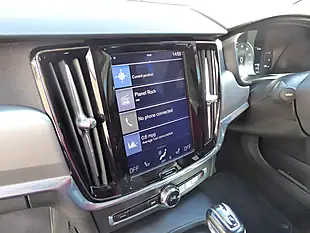 Used 2017 Volvo S90 Momentum Silver - Interior and Exterior details 12