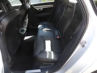 Used 2017 Volvo S90 Momentum Silver - Interior and Exterior details 17