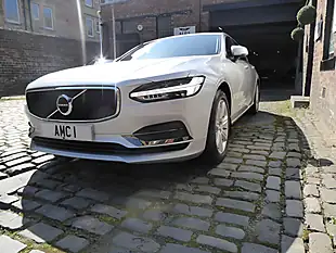 Used 2017 Volvo S90 Momentum Silver - Interior and Exterior details 3