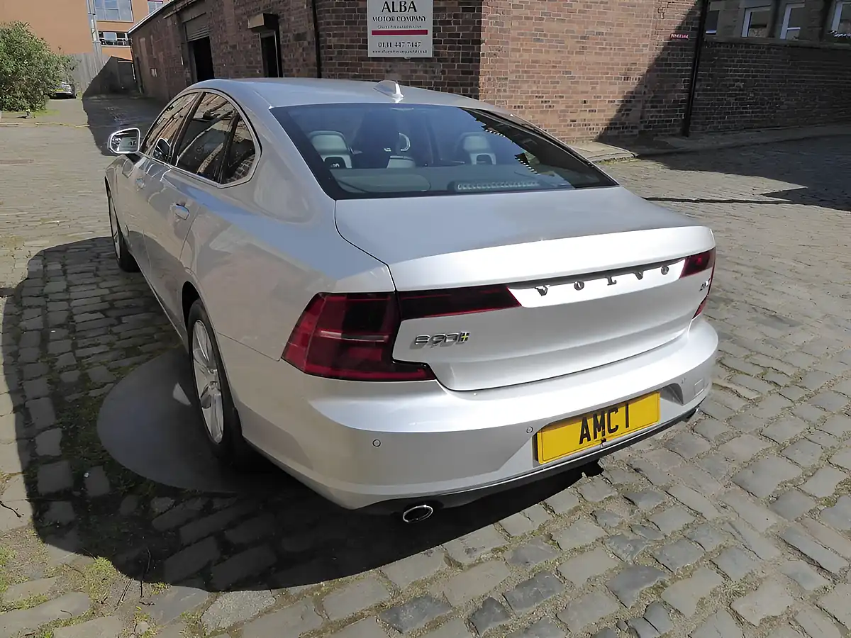 Used 2017 Volvo S90 Momentum Silver - Interior and Exterior details 4