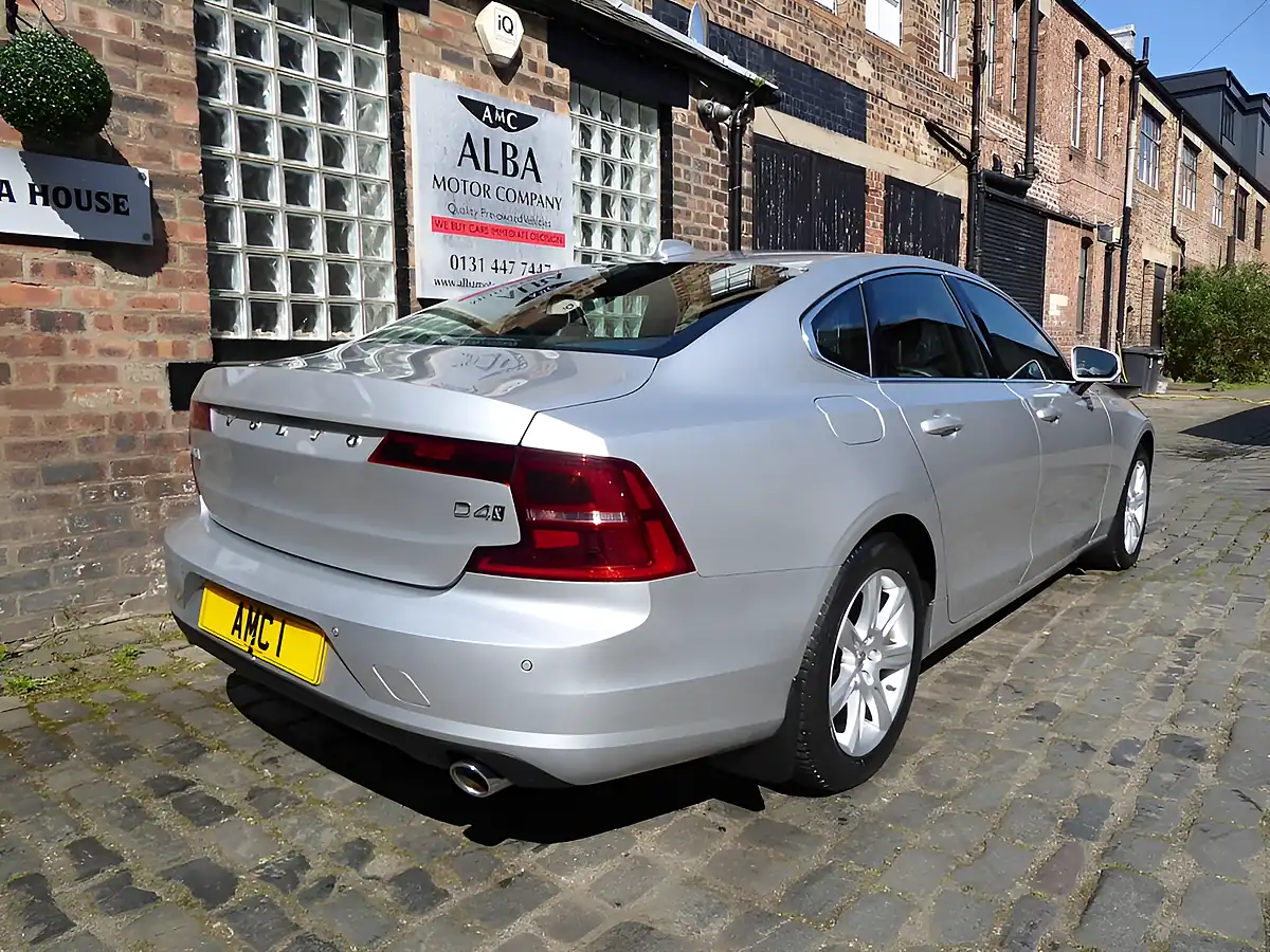 Used 2017 Volvo S90 Momentum Silver - Interior and Exterior details 6