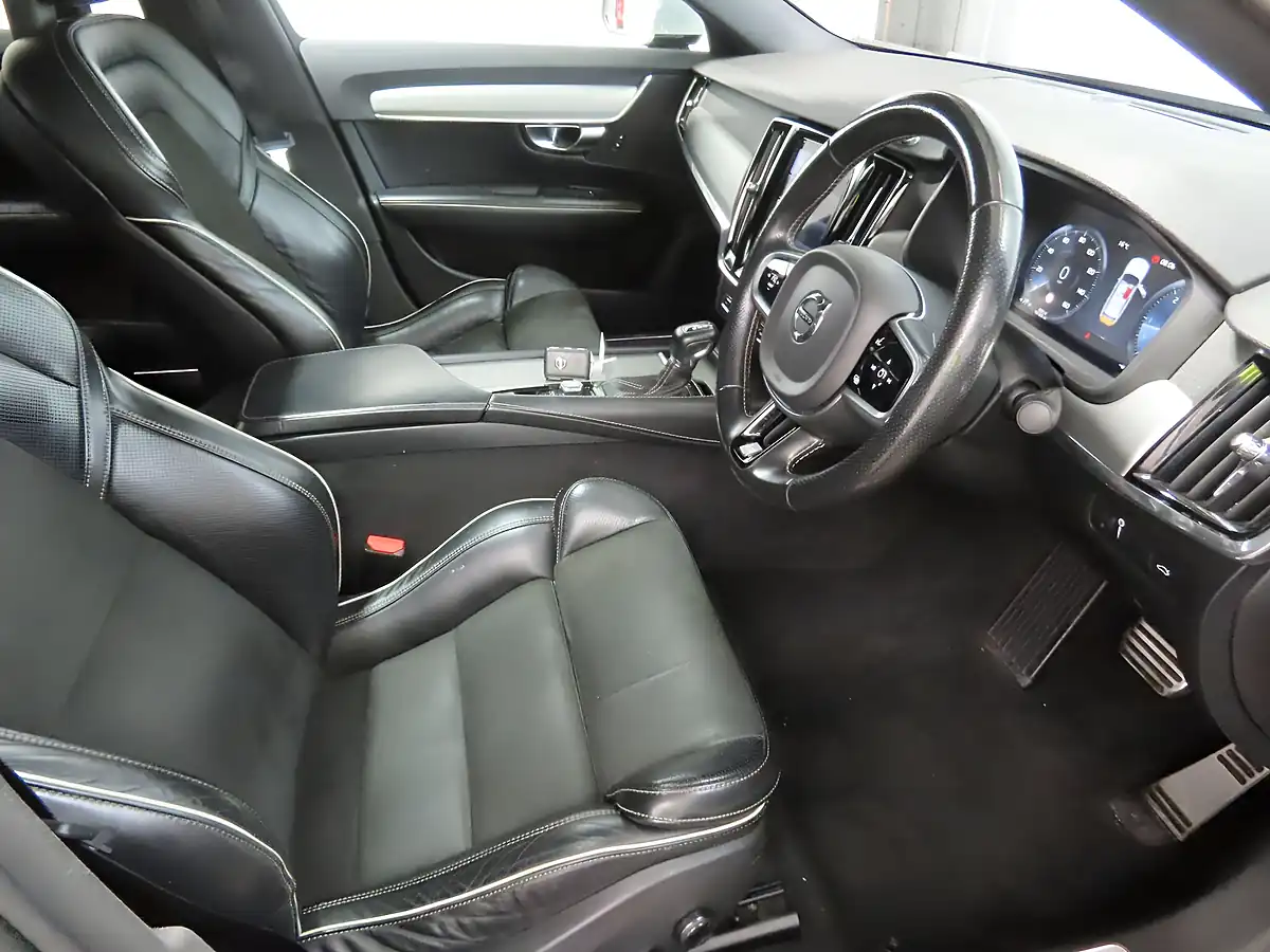Used 2017 Volvo S90 R-Design Black - Interior and Exterior details 10