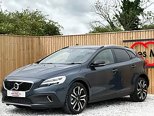 Used 2017 Volvo V40 Cross Country Pro Blue - Interior and Exterior details 2