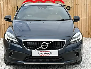 Used 2017 Volvo V40 Cross Country Pro Blue - Interior and Exterior details 3