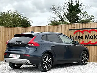 Used 2017 Volvo V40 Cross Country Pro Blue - Interior and Exterior details 7