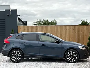 Used 2017 Volvo V40 Cross Country Pro Blue - Interior and Exterior details 8